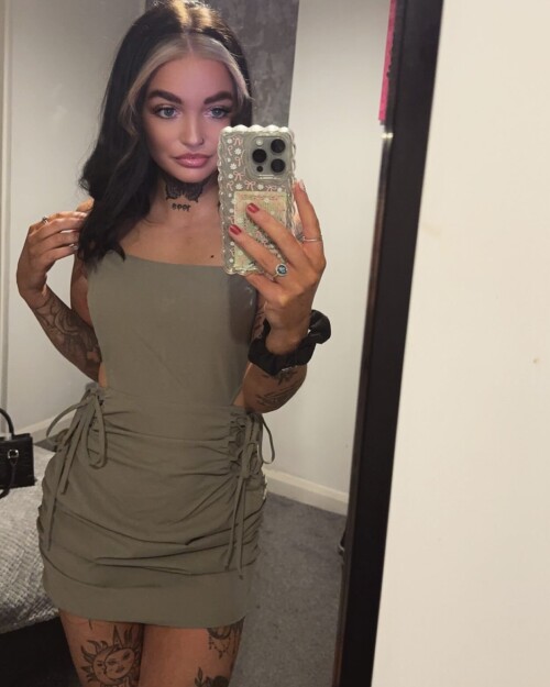 IMG 146498802e247865d8ad