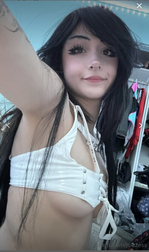 IMG 15203e18f277df40c920