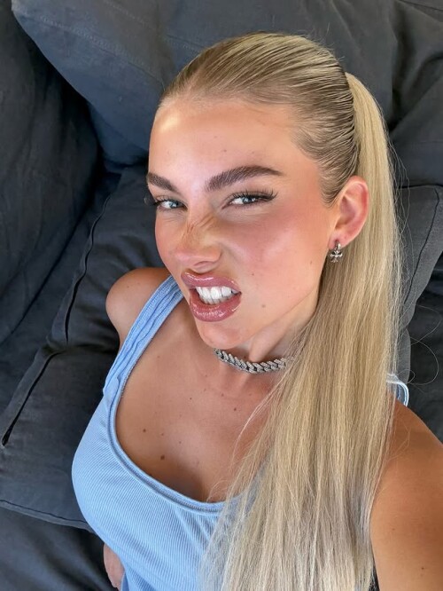 IMG 1526703e6ebf828a9c54