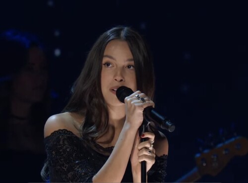 IMG 1600f5b16ee3f9e74b33