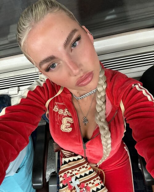 IMG 164264b4db125636fbc9