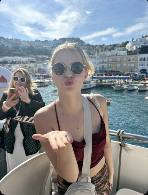 IMG 16705b0f80b018f59d40