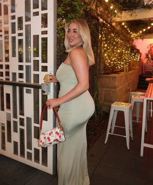 IMG 170371eb9db02248aa9a