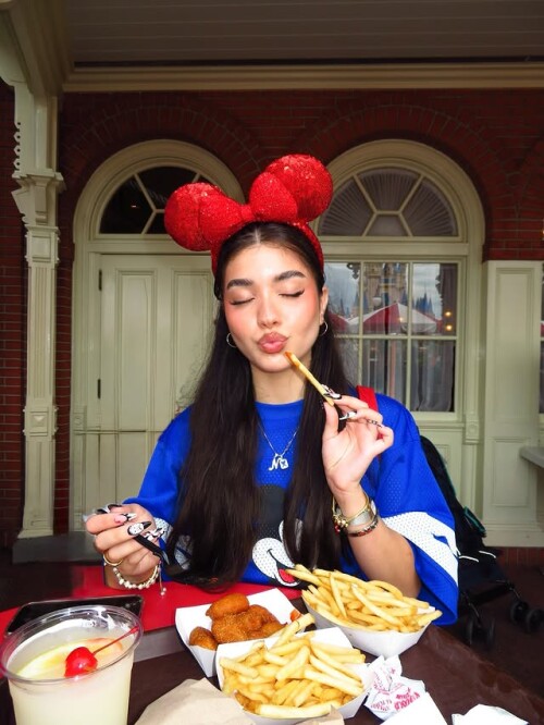 IMG 1761bfd7f210d243e75d