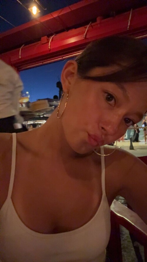 IMG 18203239835ef8d8348d