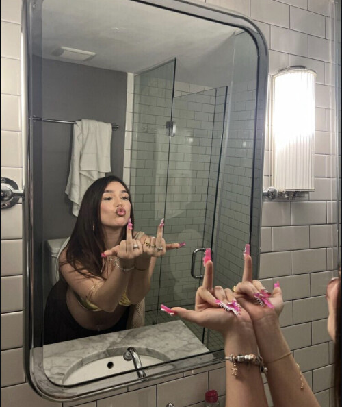 IMG 188409f29e5f4fb8a978