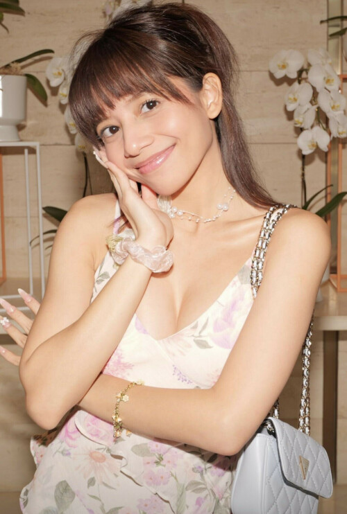 IMG 191805b60116ff8a654c