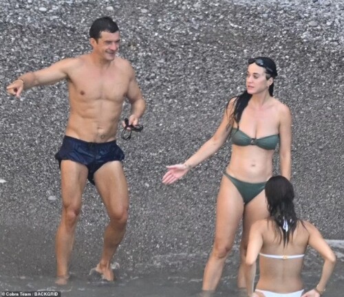 IMG 1950e6c8b6f6acae46db