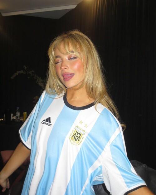 IMG 198620017726909980b9