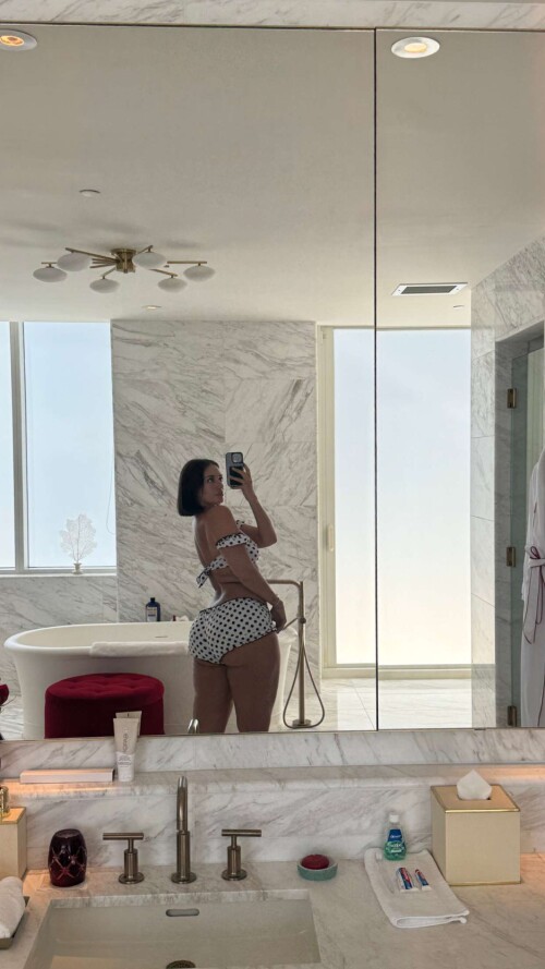 IMG 20113e56f711b412c468