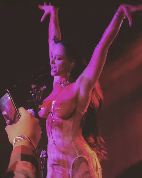 IMG 207123f37186d8252a35