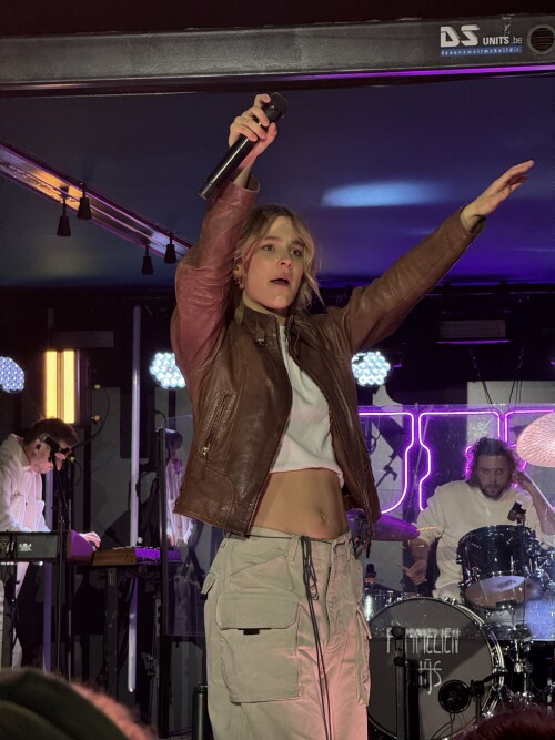 IMG 212706092d4a06510f43