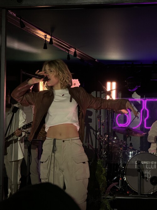 IMG 2154fe3f4737f8983323