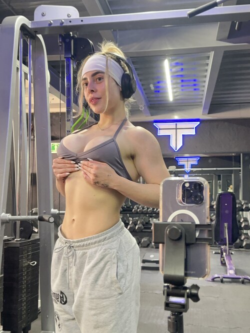 IMG 2161f8e03183467eae1d