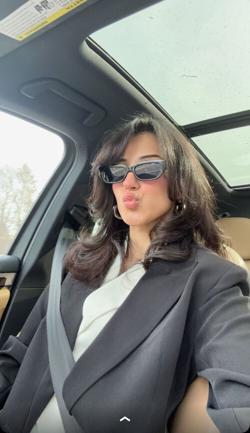 IMG 22300b18855588d1caf1