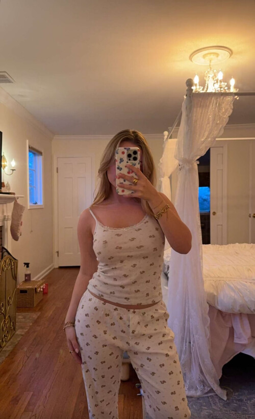 IMG 2252b79c4fb7e6dba667