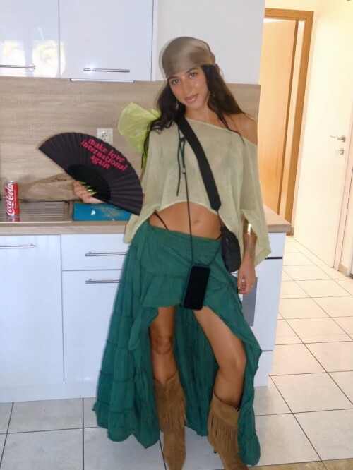 IMG 2305f4e4501fc9144196