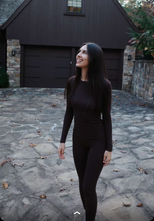 IMG 238195fd0ee13704951a