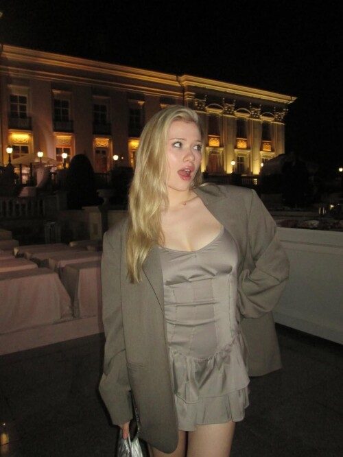 IMG 2484385810f32ab57b09