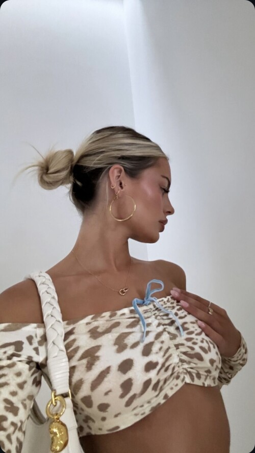 IMG 259162e5b8beb75465dc