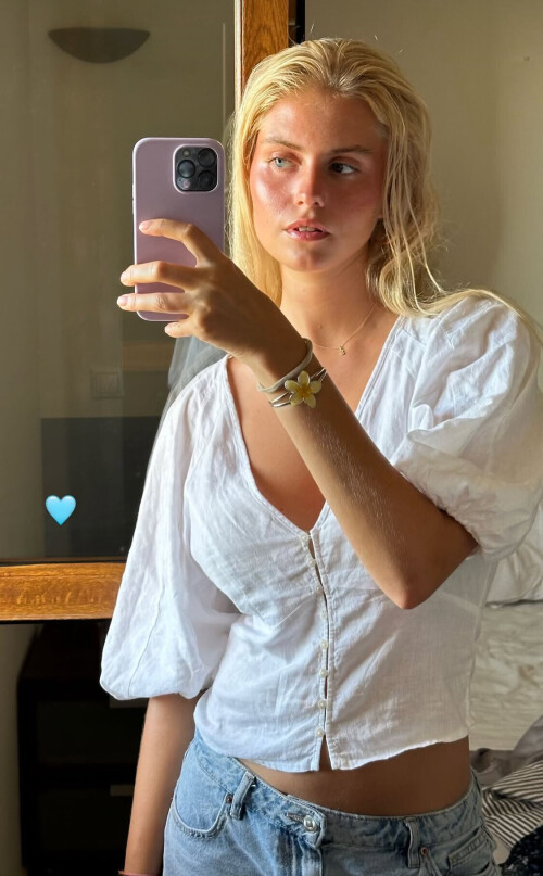 IMG 2616d63ff1fa63a4c554