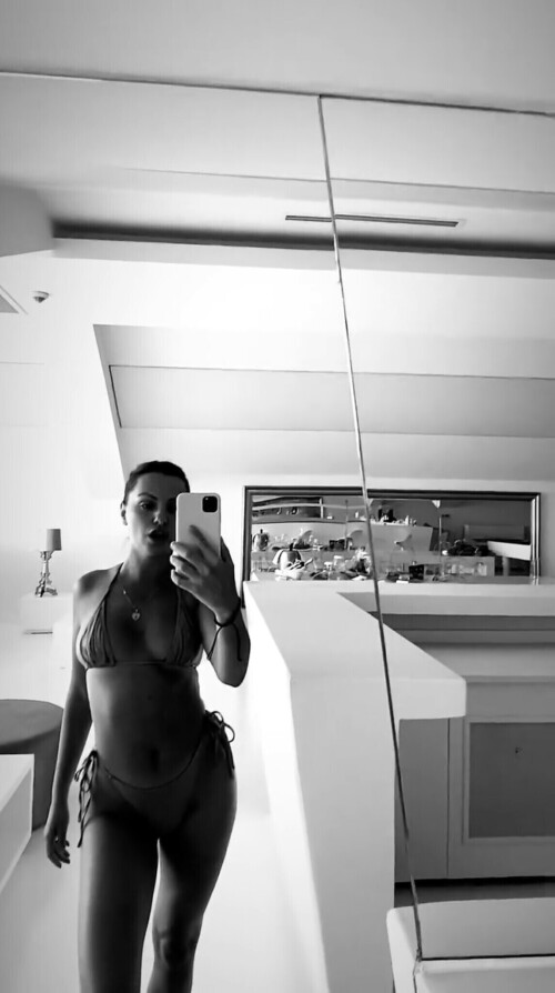 IMG 264649b6df3c0ca0a746