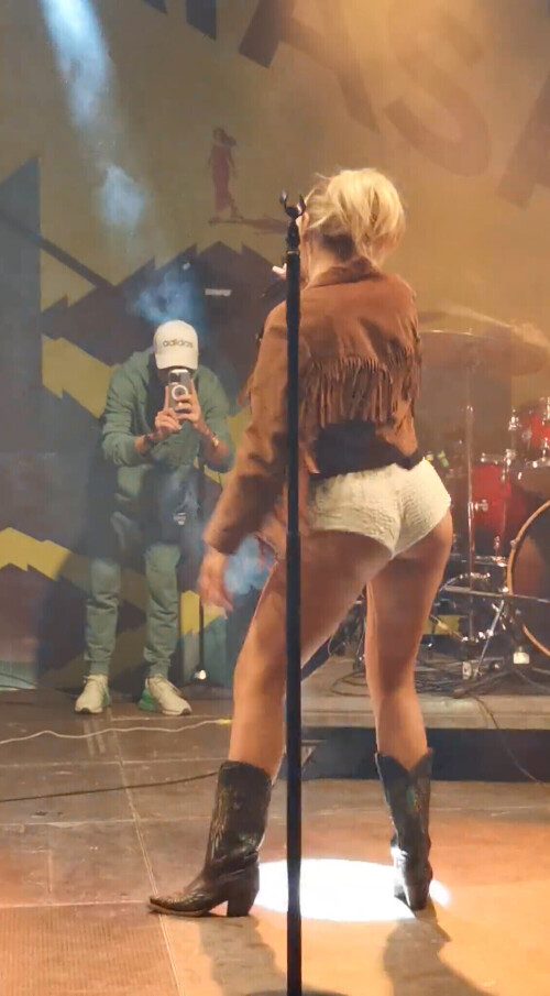 IMG 2742580007f2467bdd24