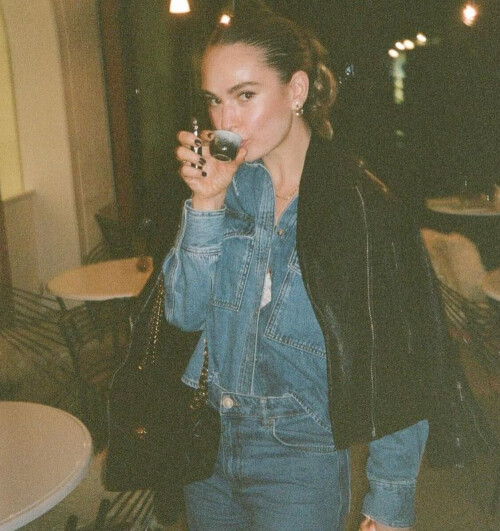 IMG 2854842ef9368e8282f4