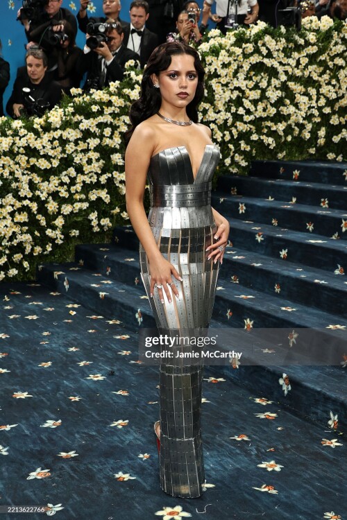 NEW YORK, NEW YORK - MAY 05: Jenna Ortega attends the 2025 Met Gala Celebrating "Superfine: Tailoring Black Style" at Metropolitan Museum of Art on May 05, 2025 in New York City.  (Photo by Jamie McCarthy/Getty Images)