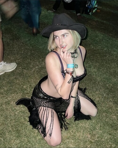 IMG 30476850a0f9d1d9656b