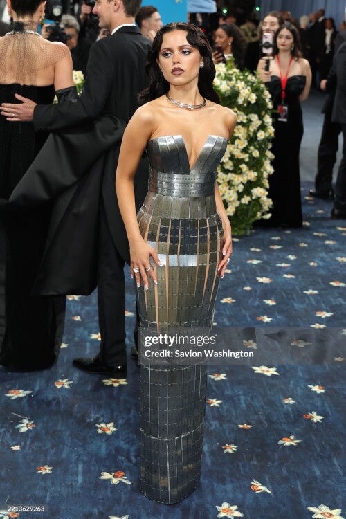 NEW YORK, NEW YORK - MAY 05: Jenna Ortega attends the 2025 Met Gala Celebrating "Superfine: Tailoring Black Style" at Metropolitan Museum of Art on May 05, 2025 in New York City.  (Photo by Savion Washington/Getty Images)