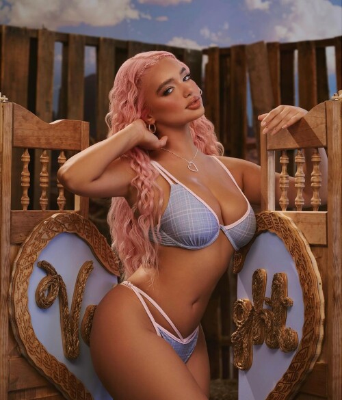 IMG 306988293e960228a798