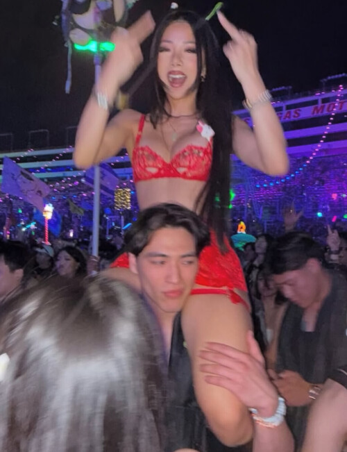 IMG 3184233e9722193c2b3f