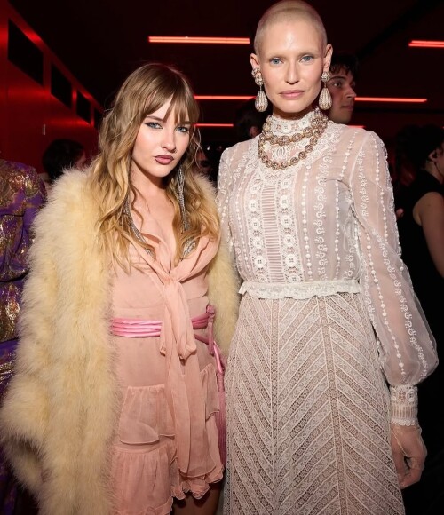 IMG 3198920424f528d7813b