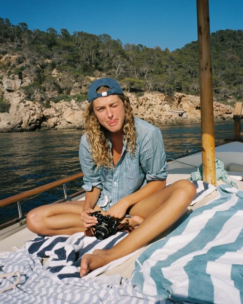 IMG 329498870e1c7740d755