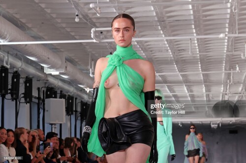 NEW YORK, NEW YORK - SEPTEMBER 10: Ella Emhoff walks the runway during the S/S 2023 Prabal Gurung fashion show during New York Fashion Week at United Nations Plaza on September 10, 2022 in New York City. (Photo by Taylor Hill/FilmMagic)