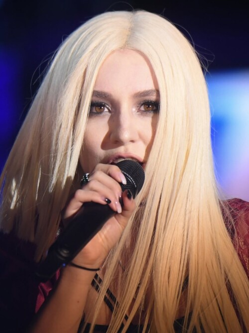 IMG 335122b34c300dfbe890