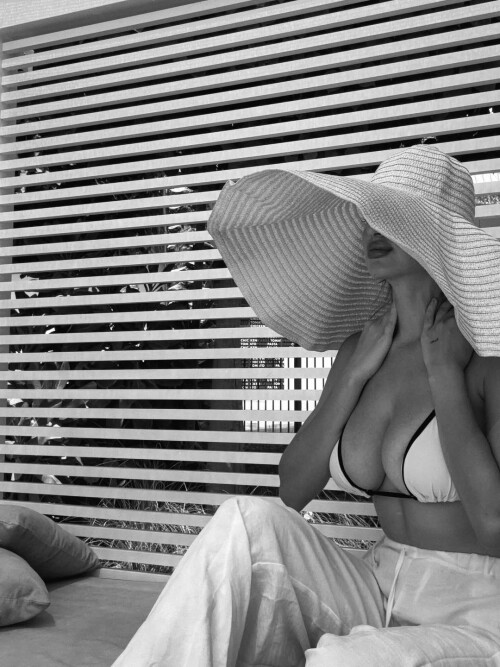 IMG 34022645238347b259b9