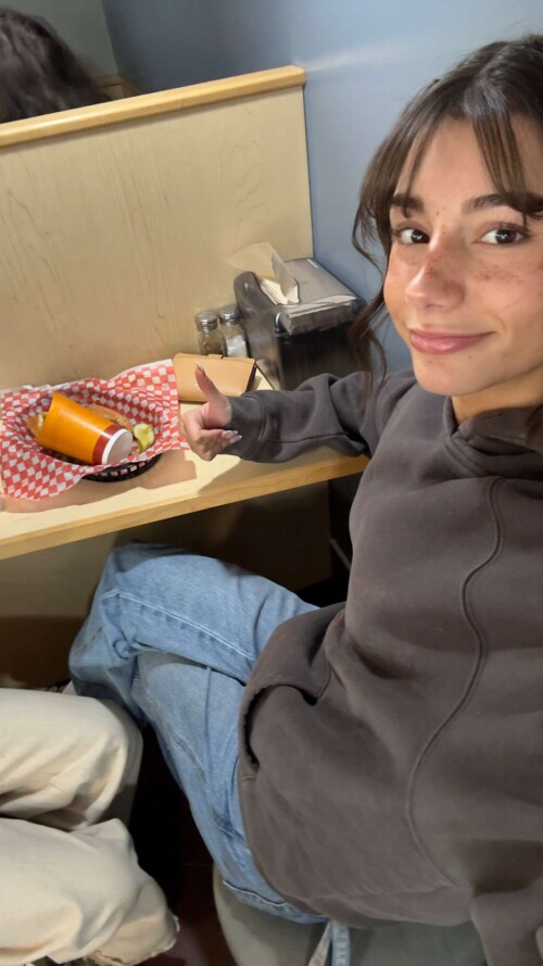 IMG 35225fe5f27ef9bdf9e5