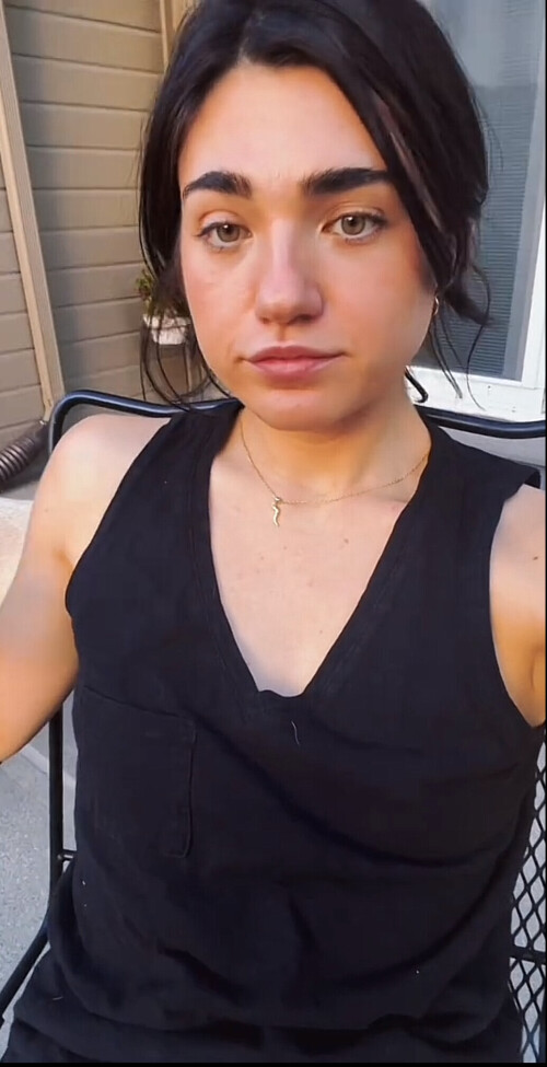 IMG 35268d4a6bb9b2bba30e