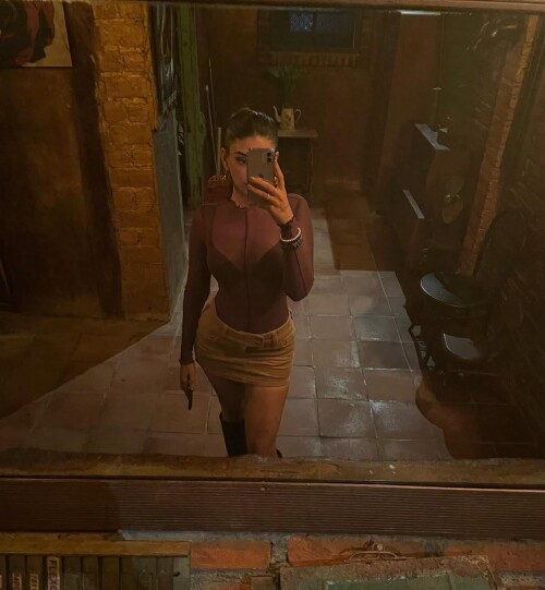 IMG 36551eb12184f9d3d7bd