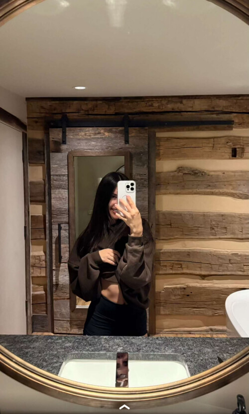 IMG 37323b7b61fe3f92a549