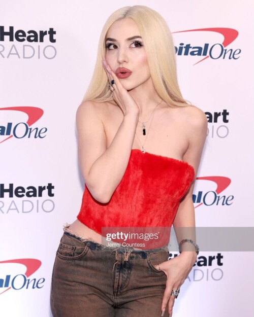 IMG 4019e933cf8c8d2b79ee