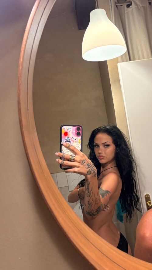 IMG 404350d8c99d066f4a4a