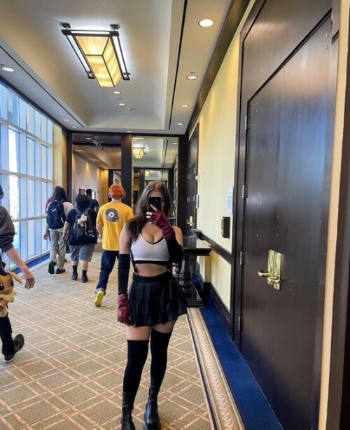 IMG 40993e637aa651aeed92