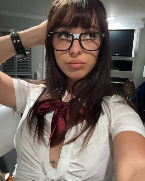 IMG 416421c91f51b4e8d795