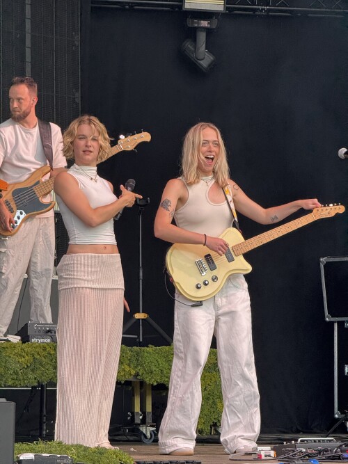 IMG 4191769dcf25a4cf584f