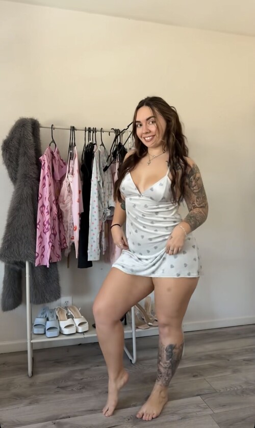 IMG 42104d48a3cea8c94456