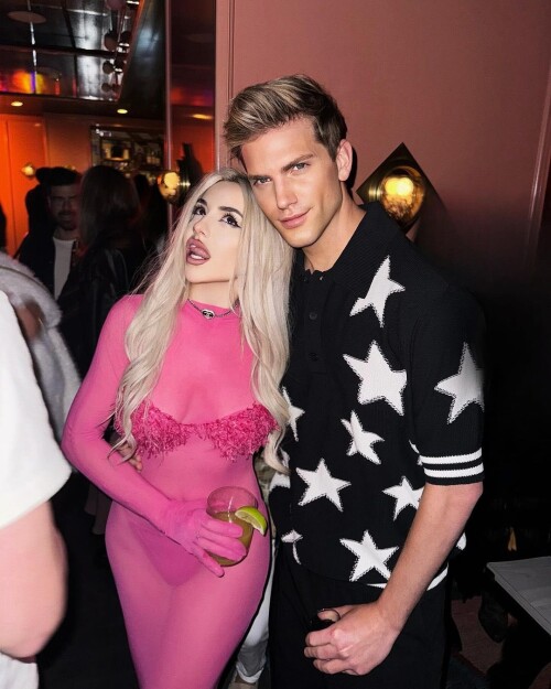 IMG 43230be7a6571bcbbce0