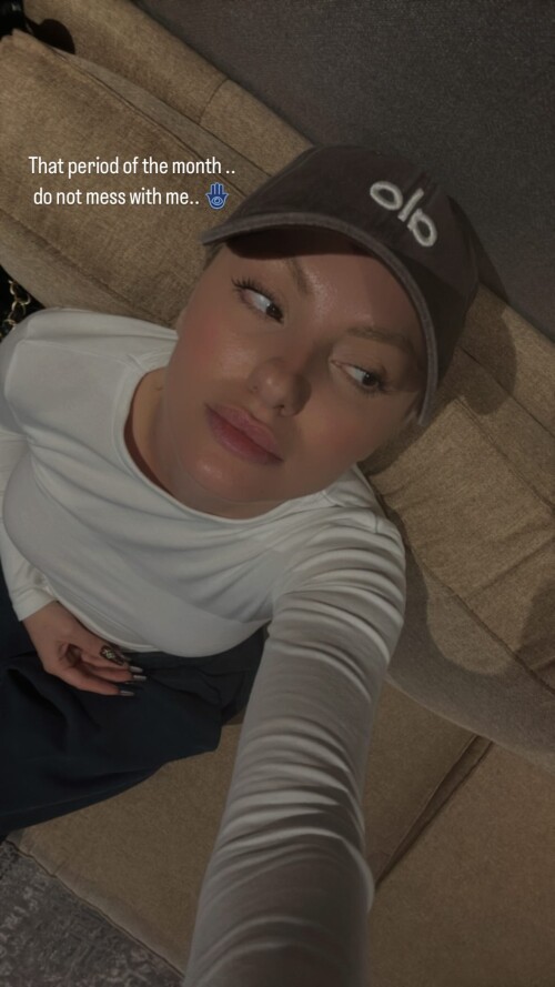 IMG 43512aa1eb4704e059bd